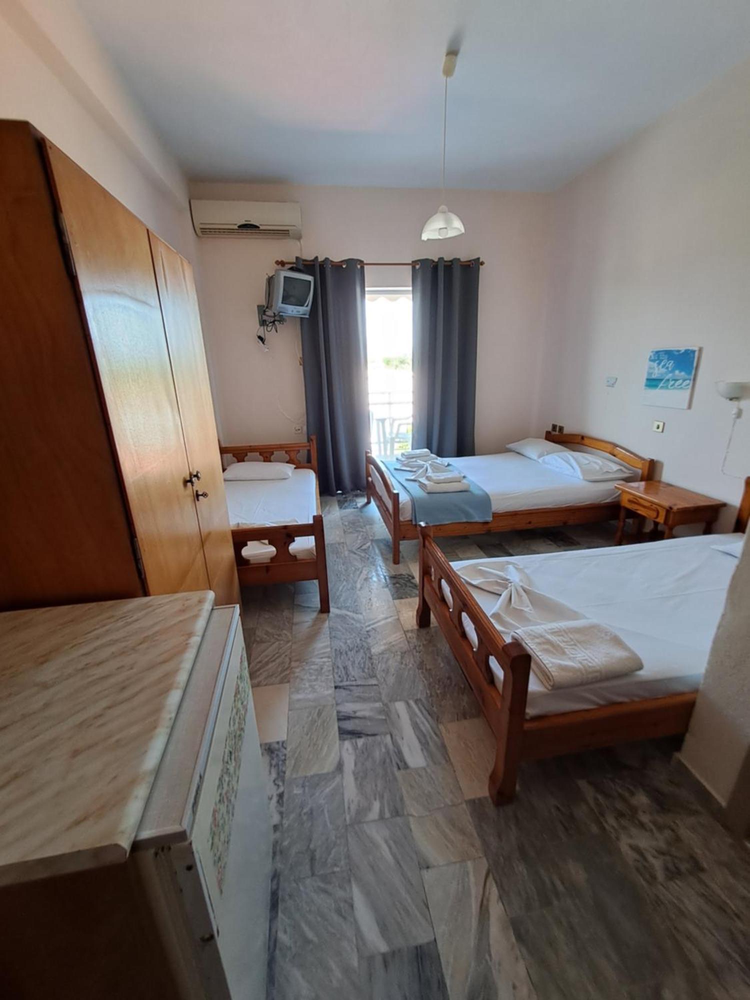 Golden Beach-Tsianis Apartments Néa Meságkala Екстериор снимка